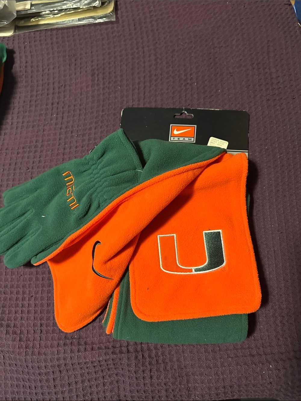Nike Green and Orange Fleece Gloves with Miami U Logo
